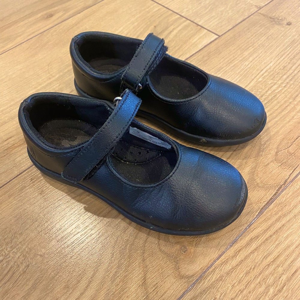 Black leather Mary Janes (size 9)